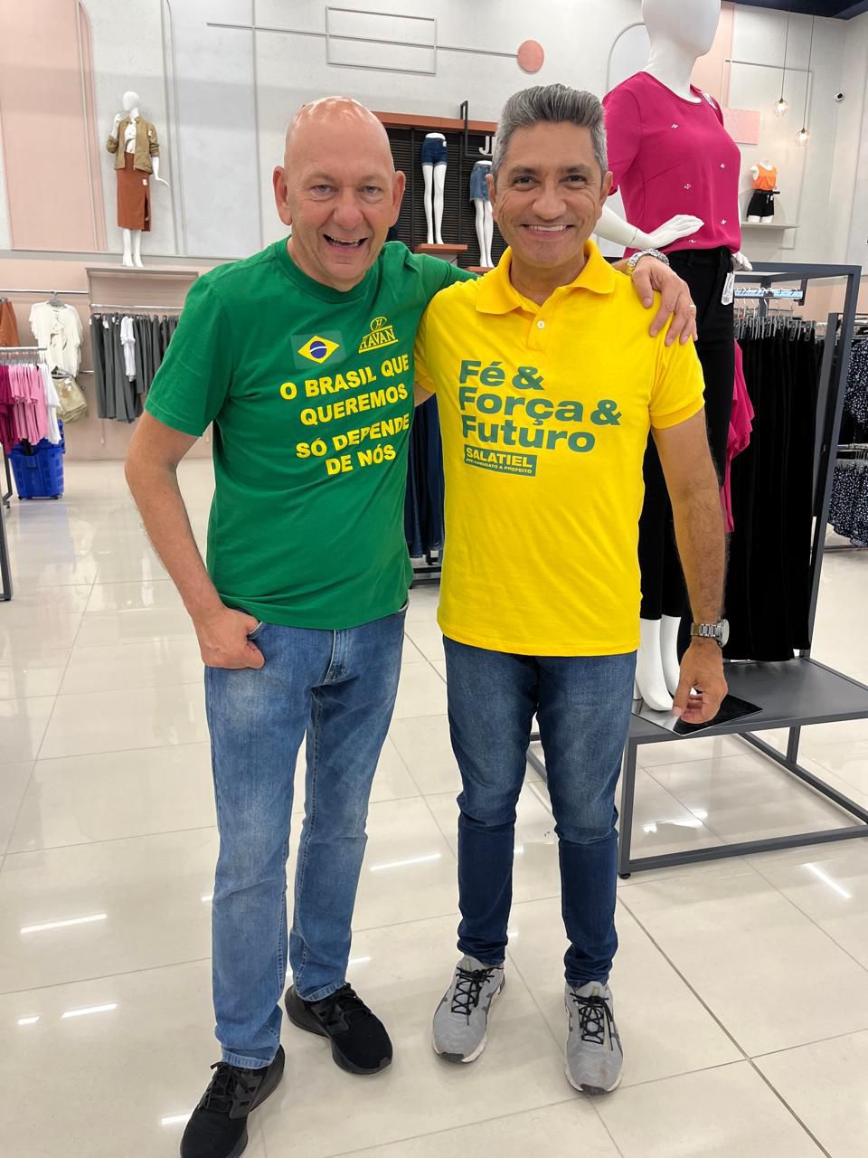 Salatiel e Luciano Hang