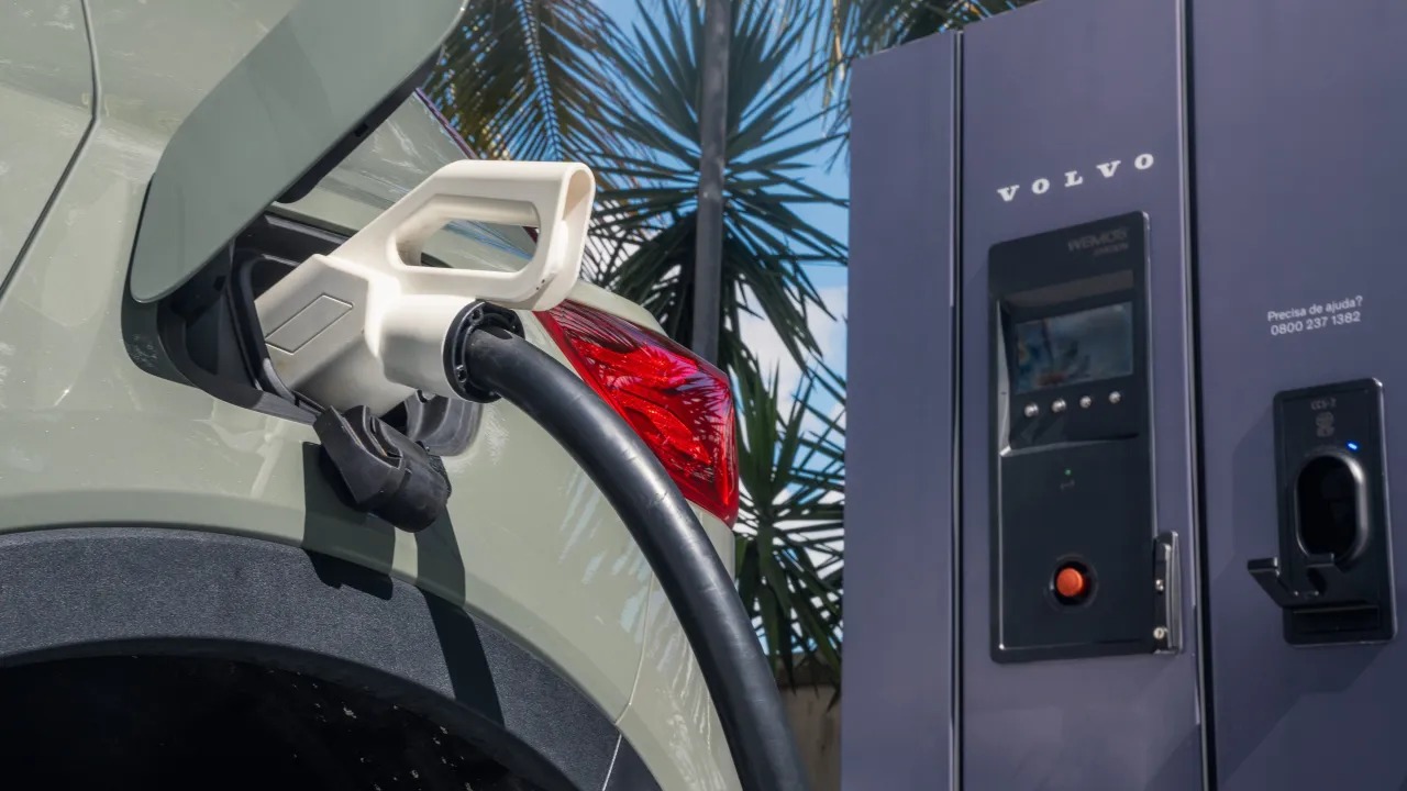 Eletroposto da Volvo para carros elétricos (Volvo/Divulgação)
