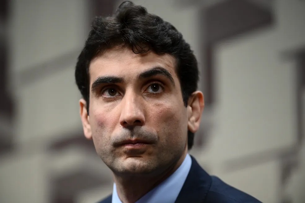 Gabriel Galípolo, indicado para cargo na diretoria do BC, foi sabatinado por senadores nesta terça (4) — Foto: Ton Molina/Fotoarena/Estadão Conteúdo