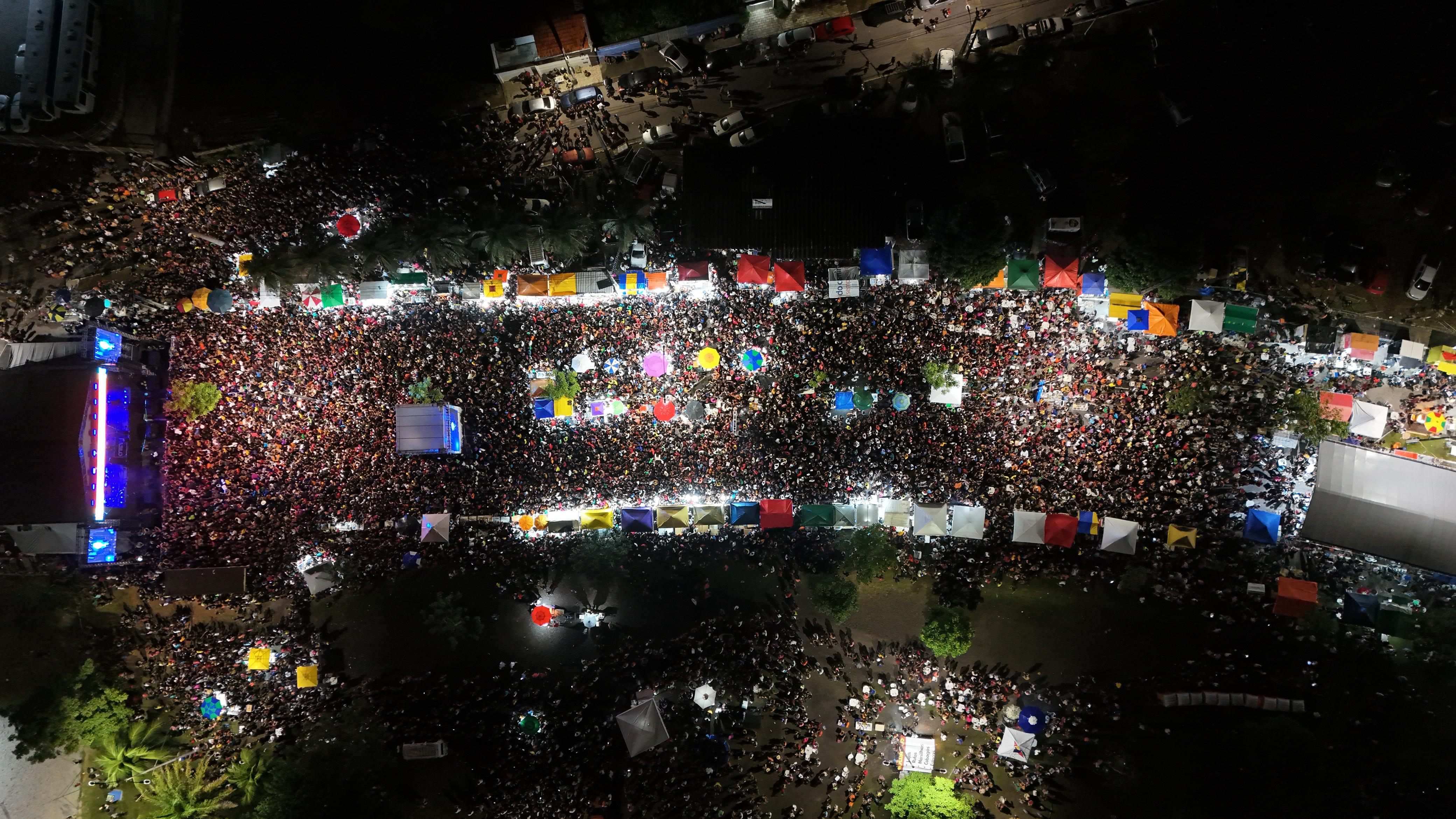 Mais de 40 mil pessoas lotam última noite do São João de Macaíba em show de Pablo (Foto: Geraldo Neto)