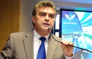 ex-deputado Gilson Moura