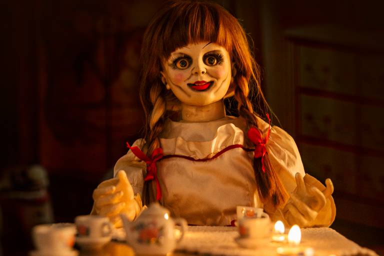 Boneca Annabelle: original do filme 'Invocação do Mal', ela 'morreu' em incêndio no Rio (Imagem: Divulgação)