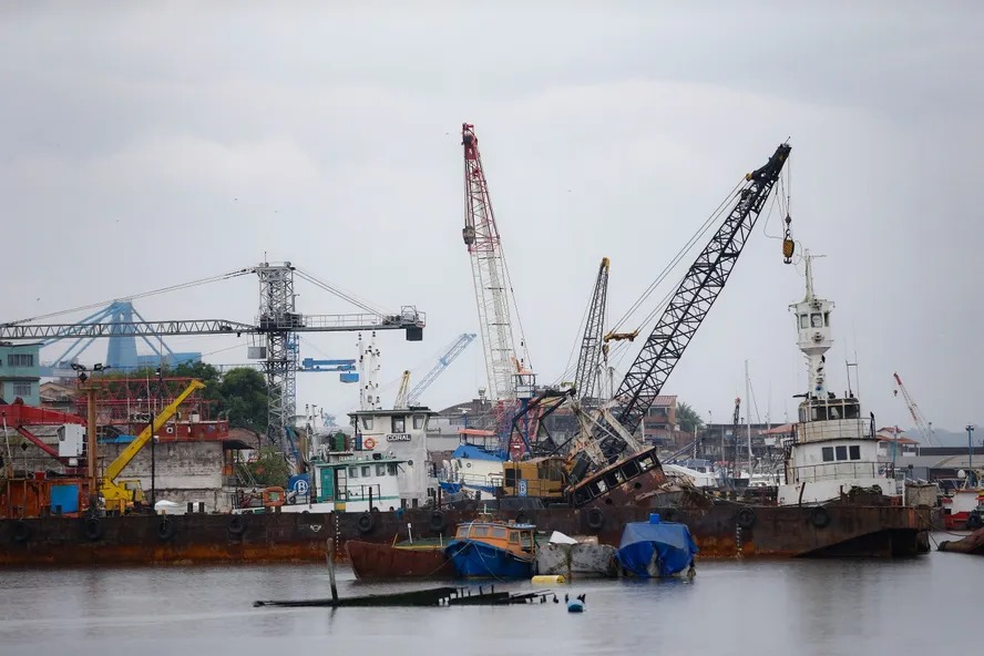 Indústria naval Petrobras (Foto: Roberto Moreyra / Agência O Globo)
