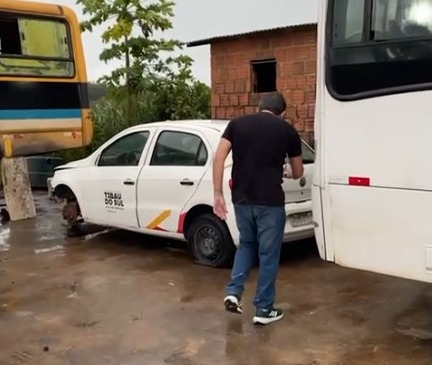 Que segredos estão escondidos na garagem de Tibau do Sul