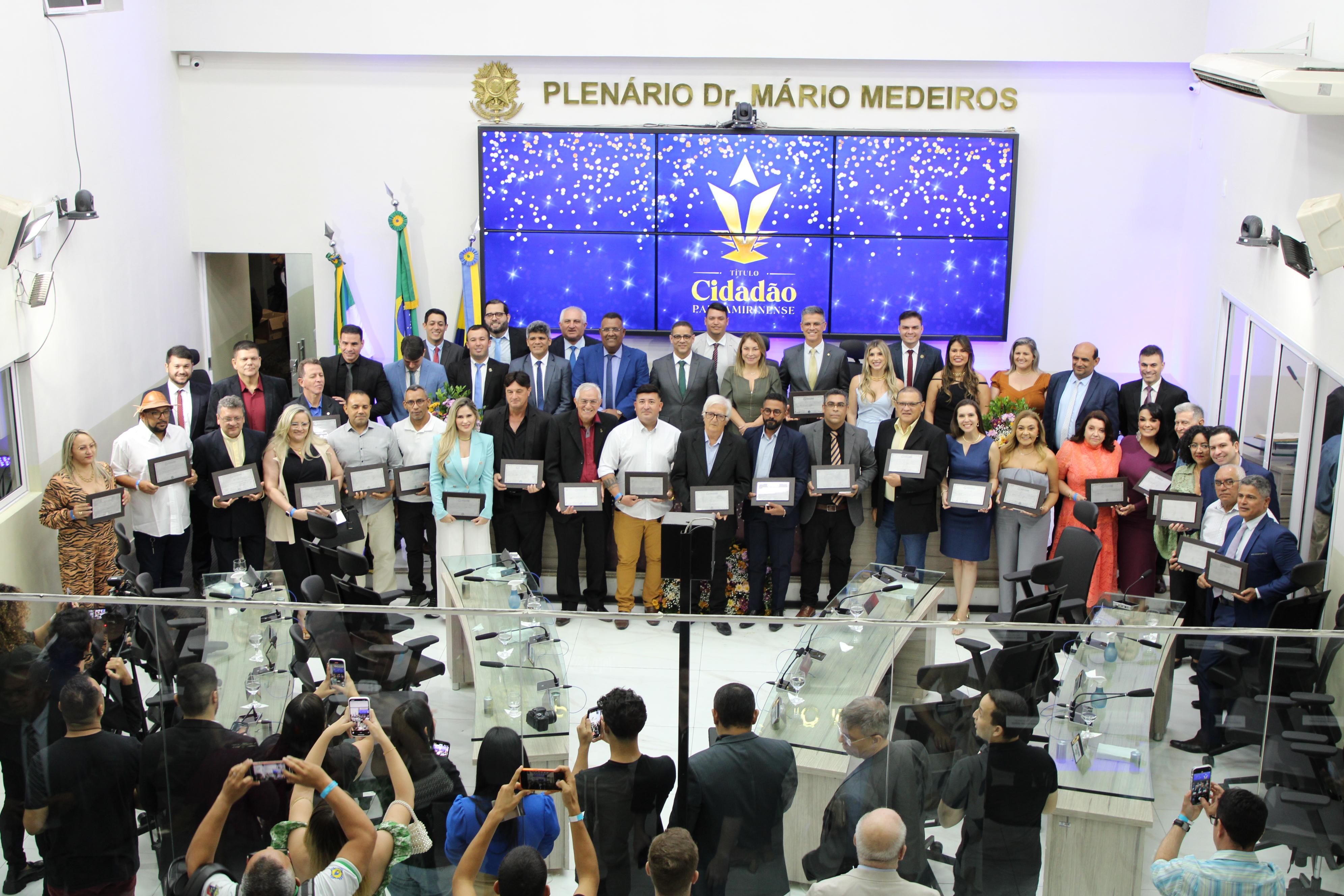 Câmara entrega título de Cidadão Parnamirinense 