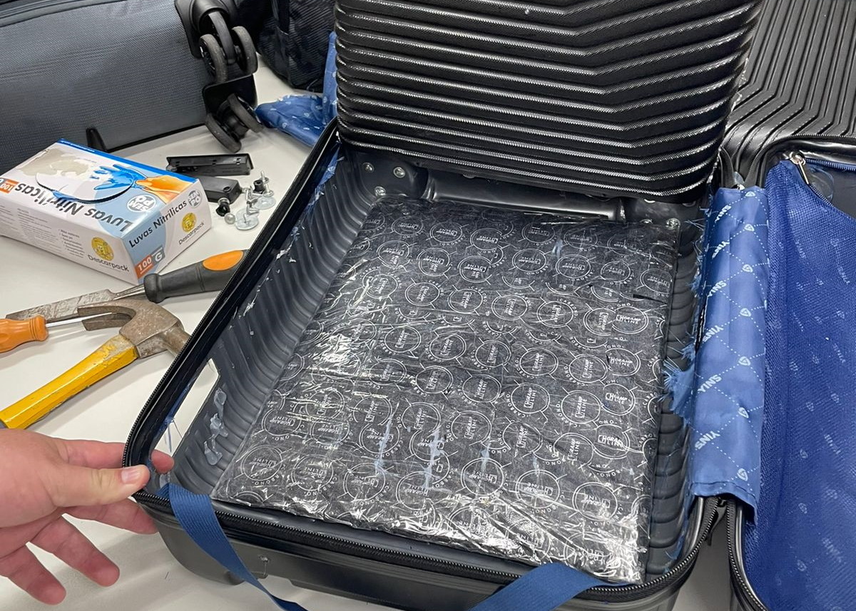 PF prende tcheco com quase 5 kg de cocaína no aeroporto de Natal