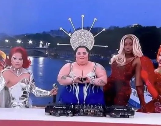 drag.jpg