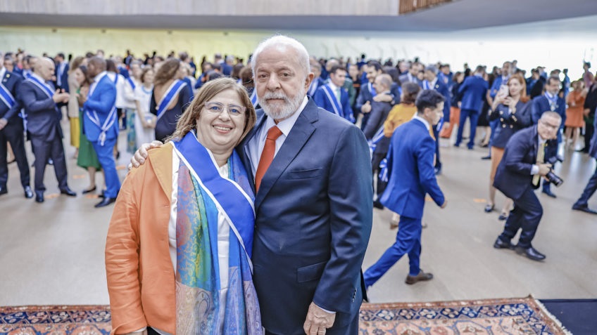 Ministra das Mulheres, Cida Gonçalves, com presidente Luiz Inácio Lula da Silva (PT) 