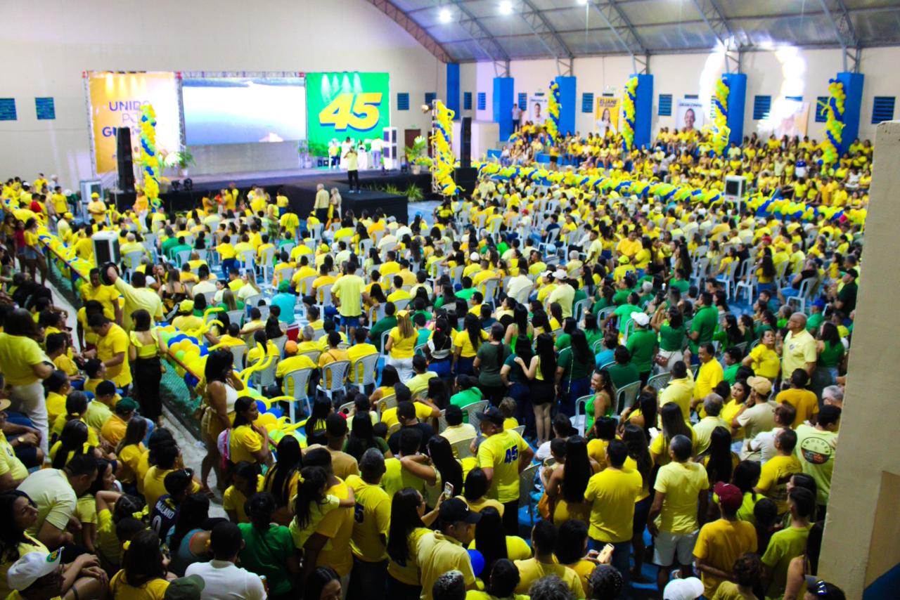 Guamaré veste amarelo para a maior convenção da história, que homologou as candidaturas de Hélio e Clécia para a prefeitura