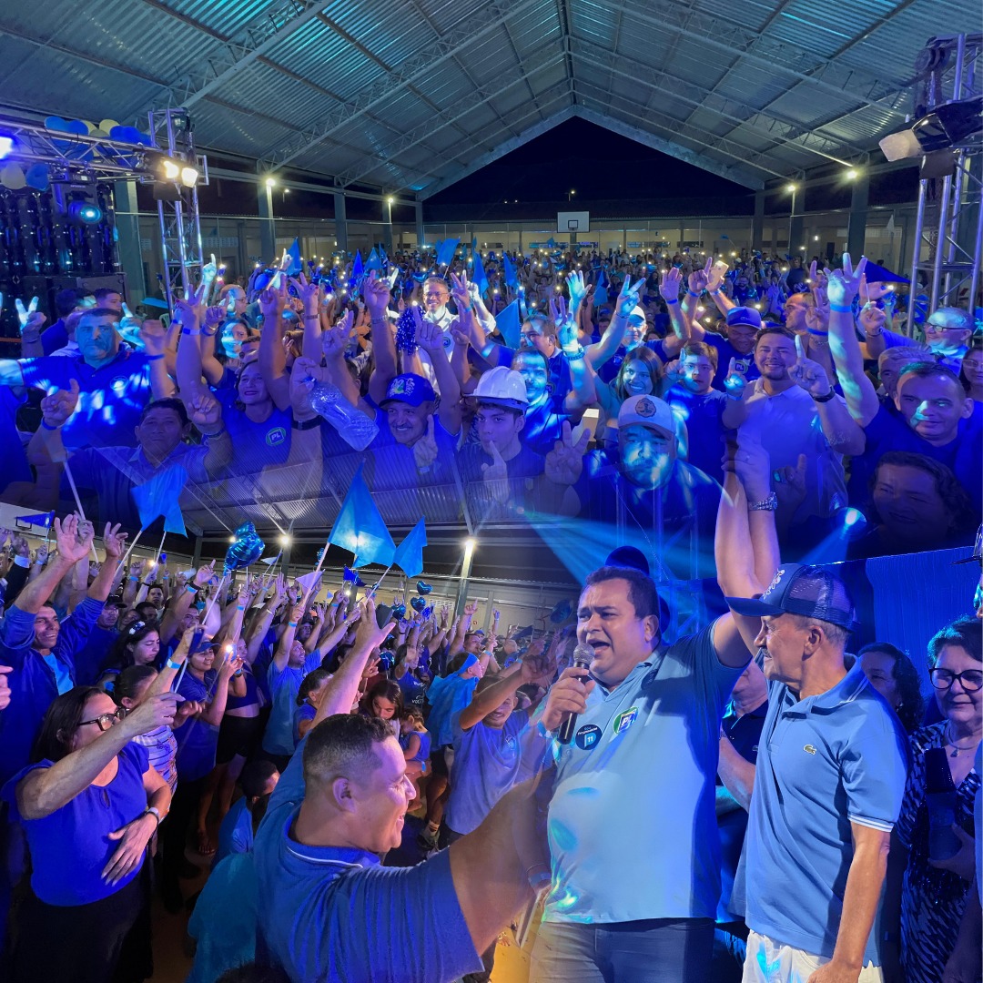 Em Senador Eloi de Souza o povo lotam as ruas e mostram a força política do Prefeito Maciel Gomes