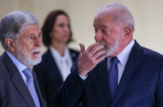 Celso Amorim e Lula (Foto: Fábio Rodrigues-Pozzebom/Agência Brasil)