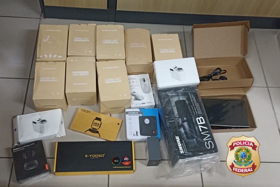 PF prende funcionário dos Correios acusado de furtar encomendas no CDD de Nova Parnamirim