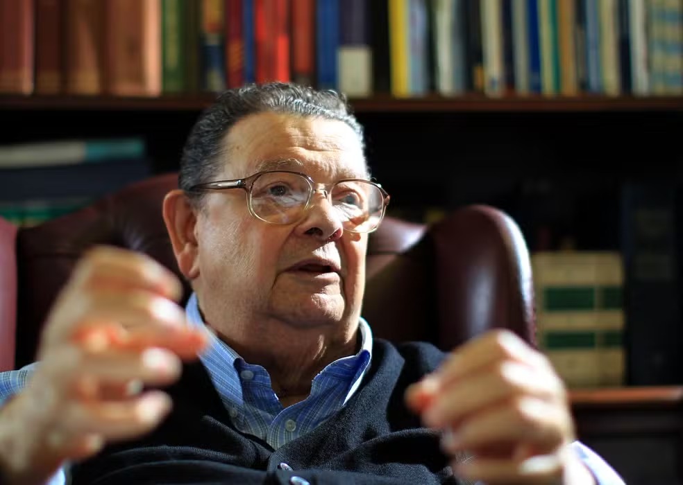 Delfim Netto (Foto: WERTHER SANTANA/ESTADÃO CONTEÚDO)