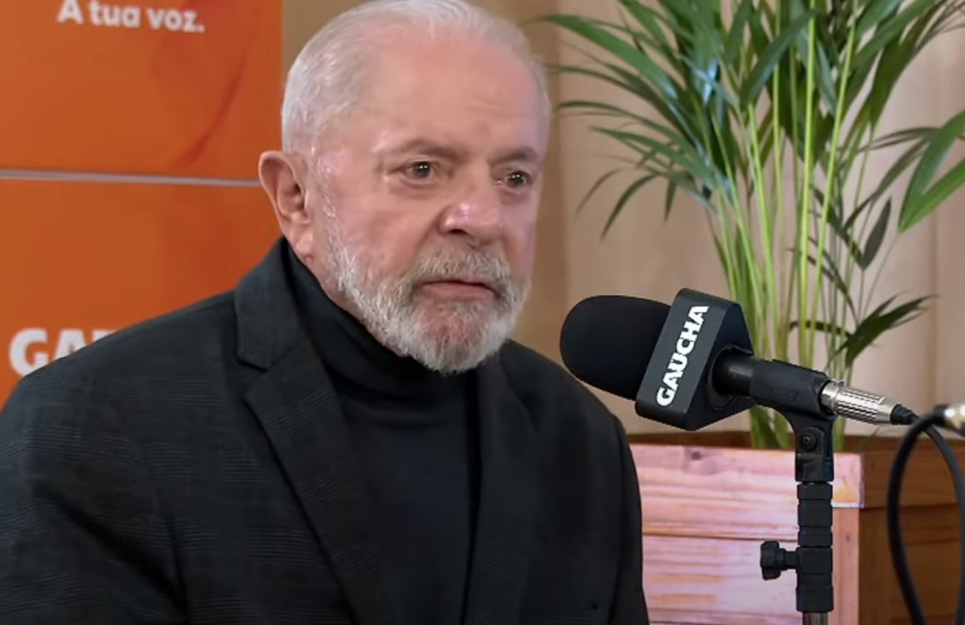 FireShot Capture 3766 - Presidente Lula concede entrevista à Rádio Gaúcha - YouTube_ - www.youtube.com.jpg