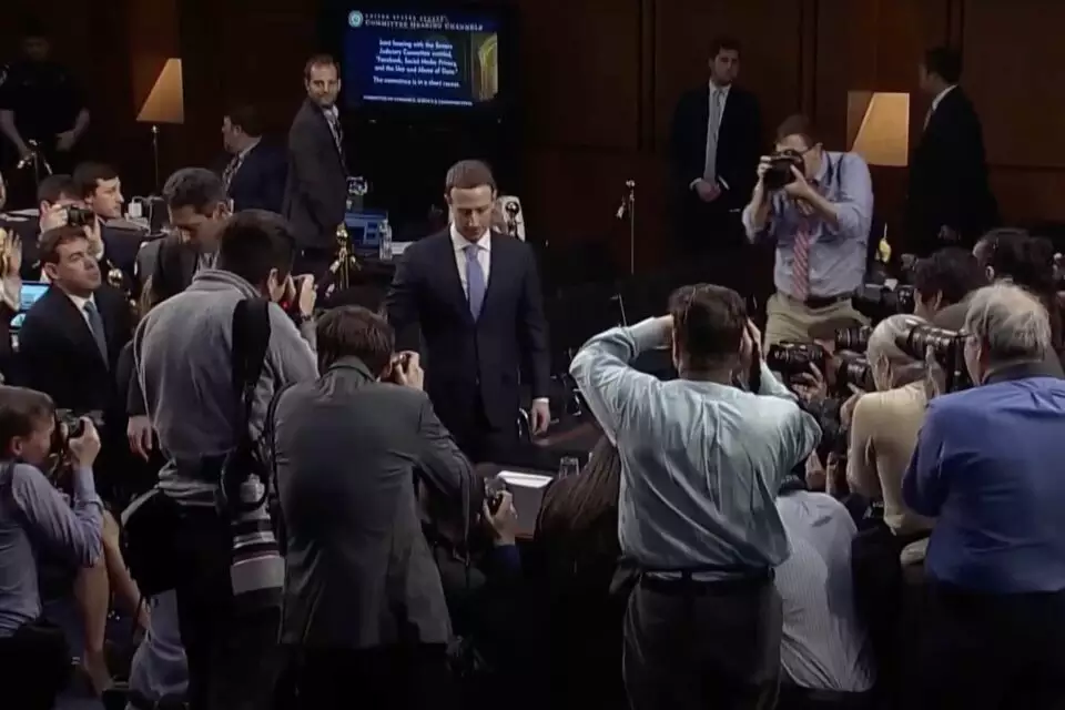 Mark Zuckerberg no Congresso dos EUA. (Foto: Captura/YouTube/CSPAN)