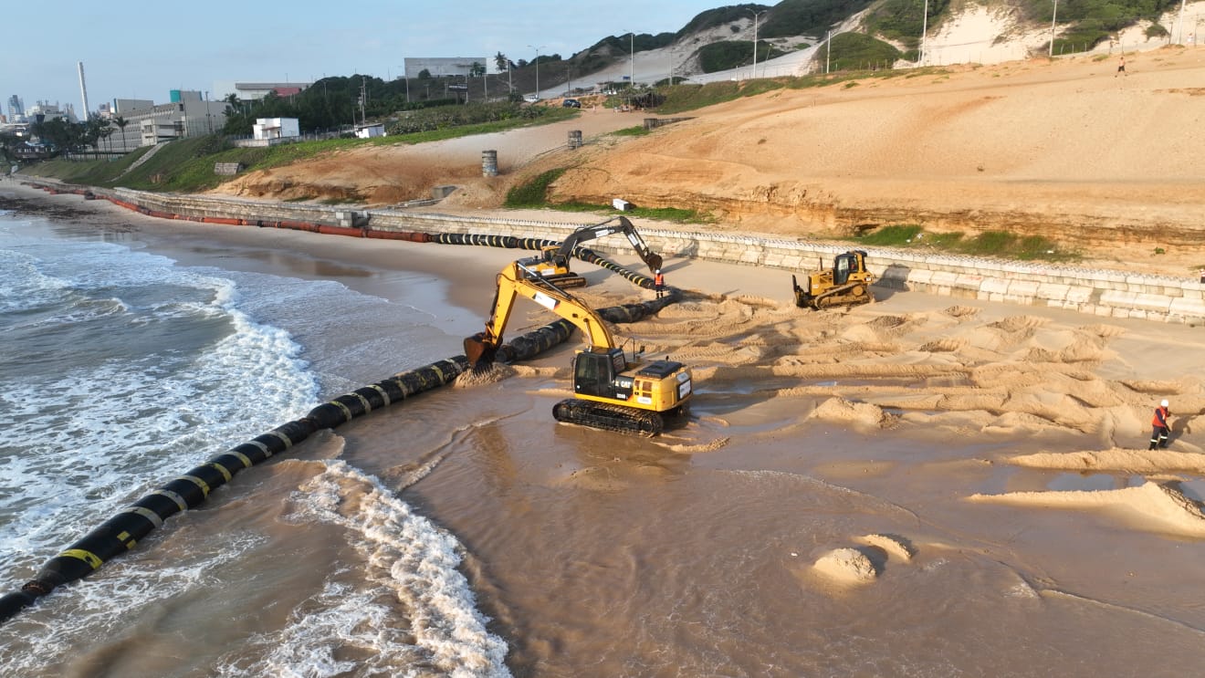 Começam, de fato, as obras da engorda de Ponta Negra