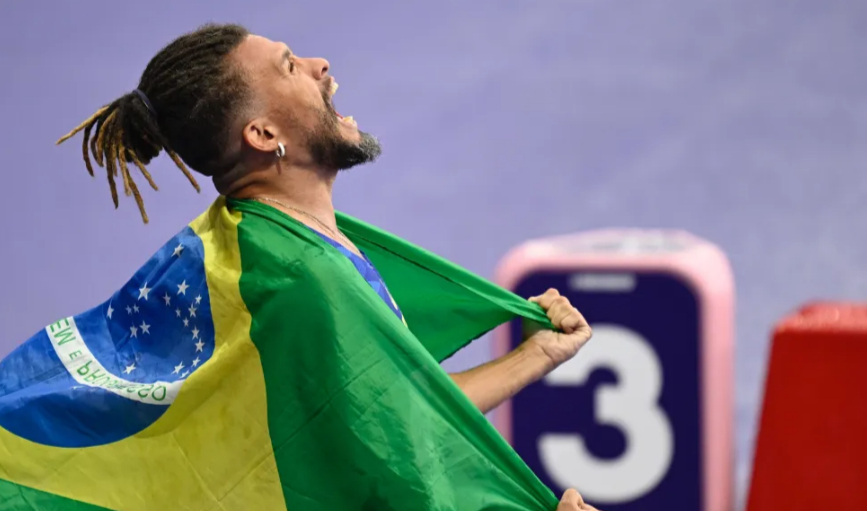 FireShot Capture 3875 - Paralimpíada_ Ricardo Mendonça conquista o terceiro ouro para o Bras_ - www.cnnbrasil.com.br.jpg