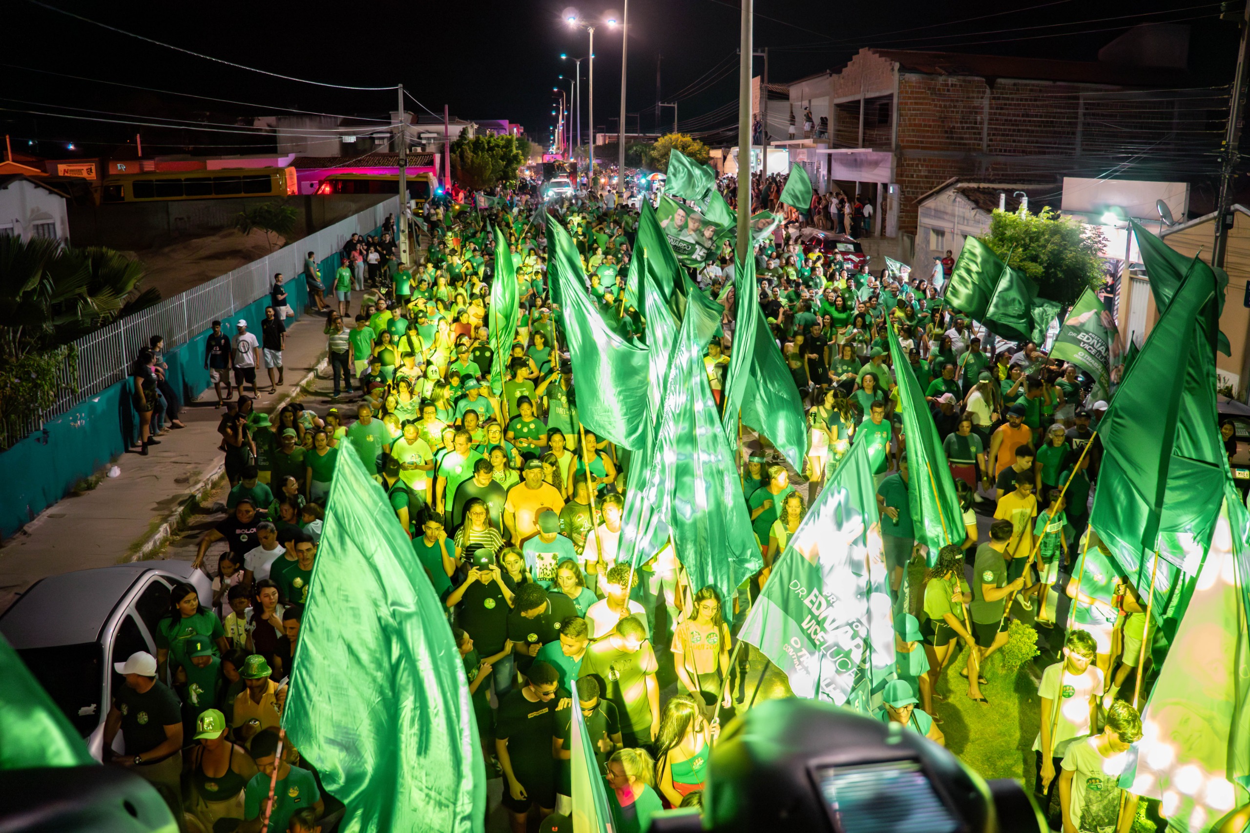 Patu registra maior passeata da história com Dr. Ednardo
