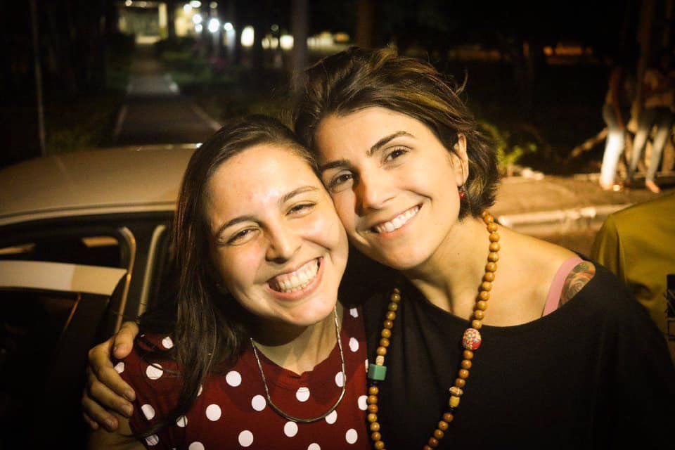 Patricinha bolivariana abre os bolsos e paga R$ 300 mil a empresa de consultoria ligada a ex-deputada Manuela D’Ávila