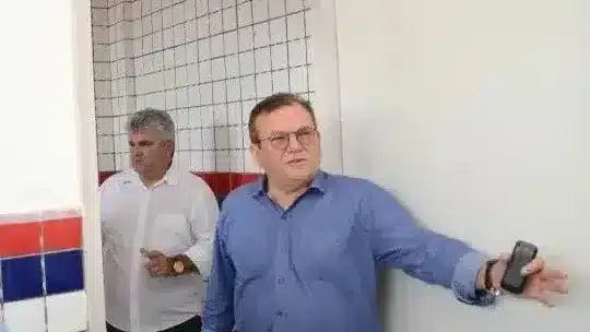 Indicado por Jaime Calado, ex-secretário investigado por desvio de verbas ocupa cargo no Ministério da Saúde