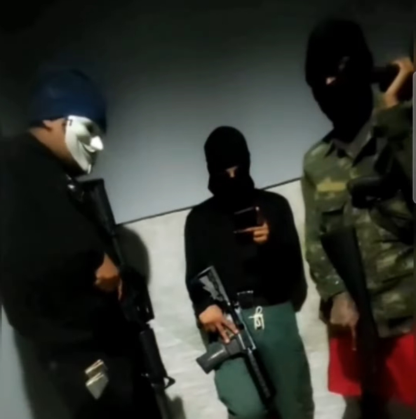 FireShot Capture 4193 - BANDIDO PRESO POR CAUSA DA TATUAGEM NA MÃO - YouTube - www.youtube.com.jpg