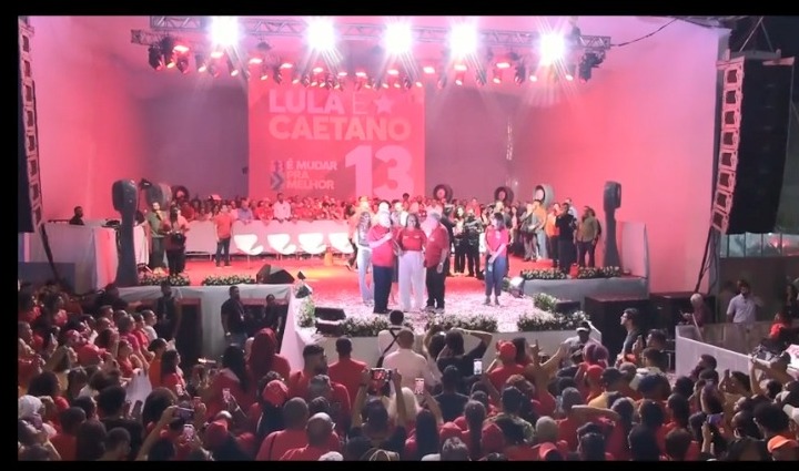 “Ninguém foi mais de esquerda do que Jesus Cristo”, diz Lula na Bahia