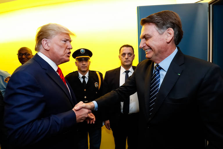 Bolsonaro diz que vitória de Trump é 'passo importantíssimo' para volta ao Planalto e cita Temer vice