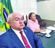 Incompetência estadual pune cidadão e setor produtivo 