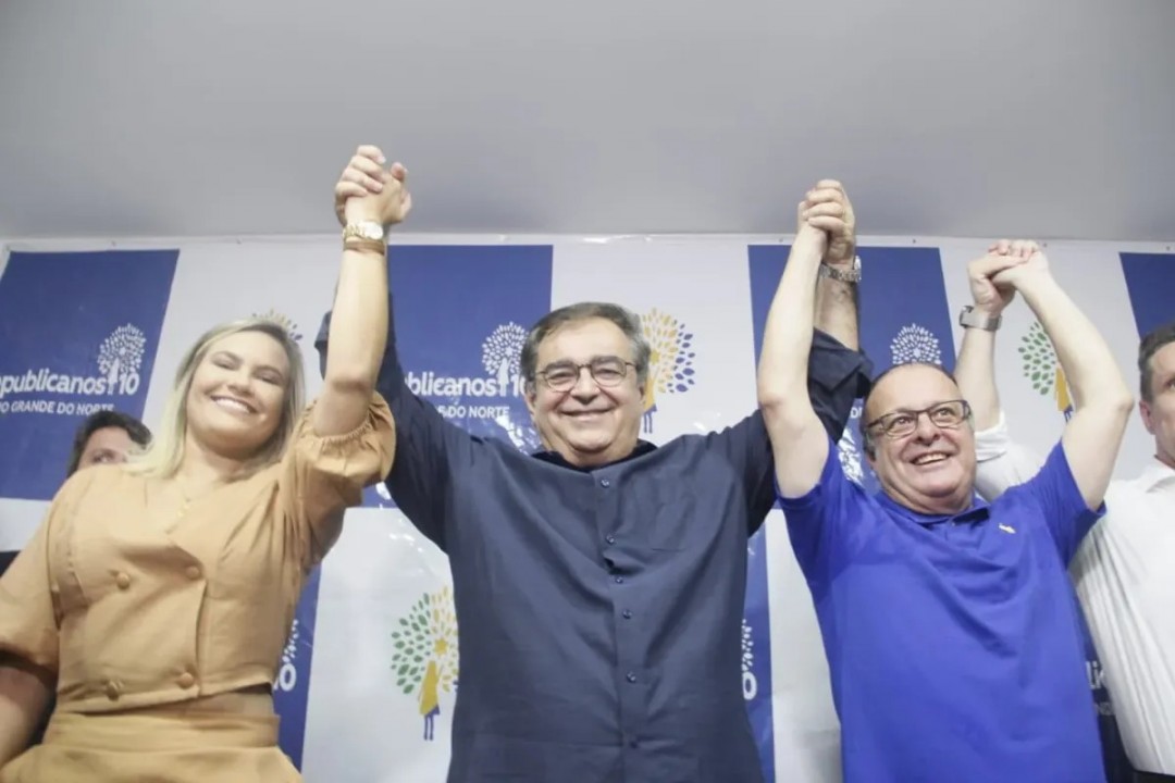 Os nomes da transição entre Álvaro e Paulinho