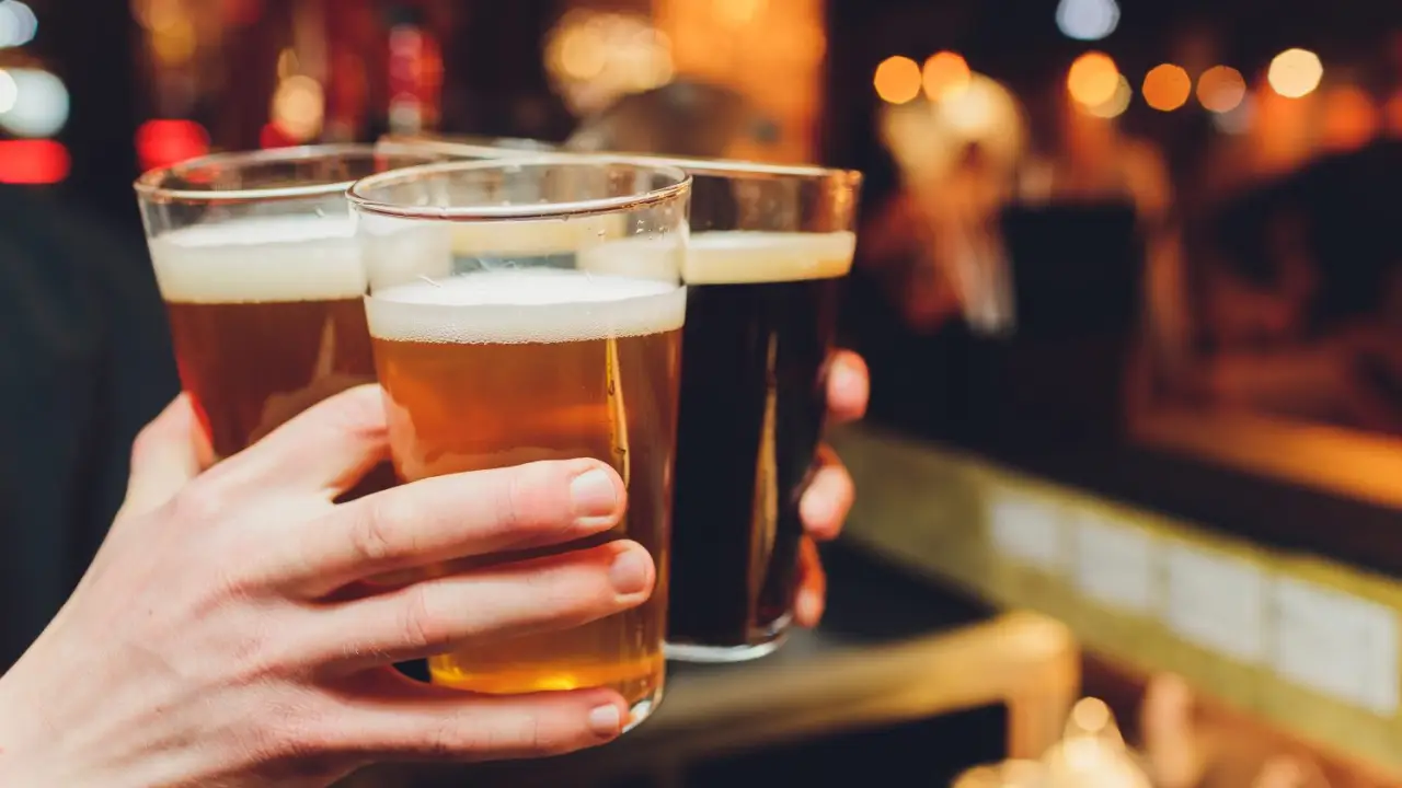 Pesquisa revela hábitos de consumo de cerveja no Brasil; veja as favoritas