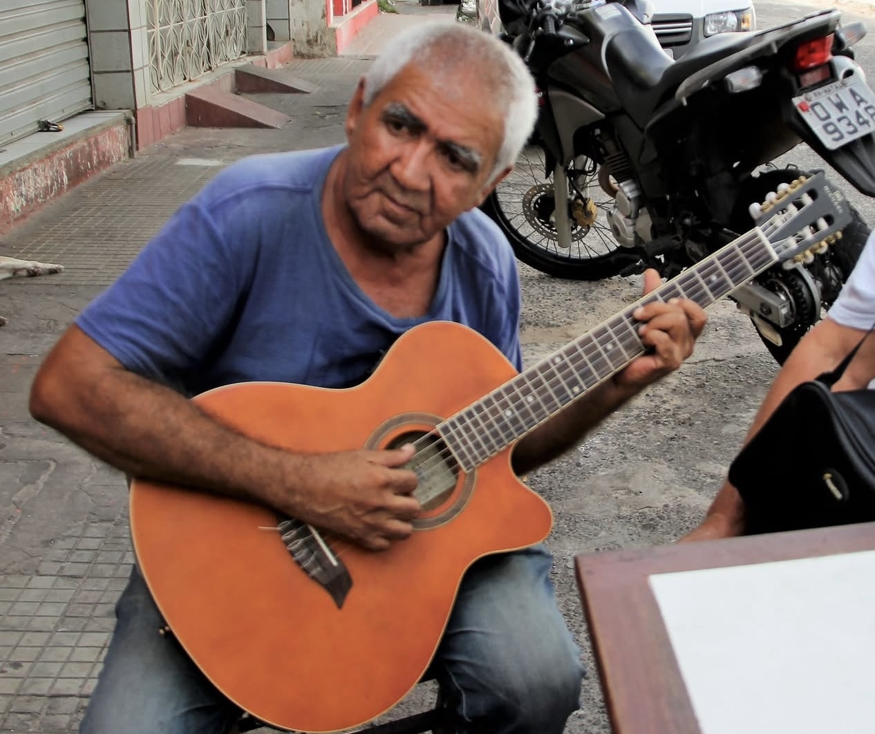 Morre o poeta Volonté