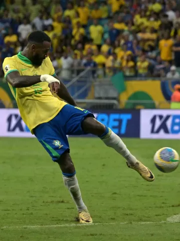 Seleção dá adeus a 2024 com empate contra o Uruguai e vaia da torcida