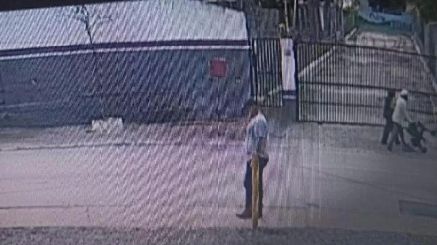 Matador de delator do PCC é filmado andando tranquilo em Guarulhos (SP)