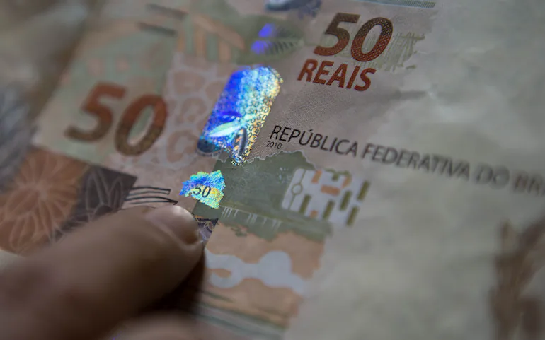 Mais da metade dos brasileiros não se vê usando dinheiro em espécie em 5 anos, mostra Banco Central