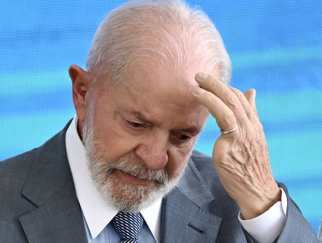 e agora lula.jpg
