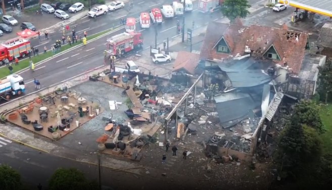 Queda de avião em Gramado (RS): gerente e funcionário de loja foram ‘salvos’ por atraso