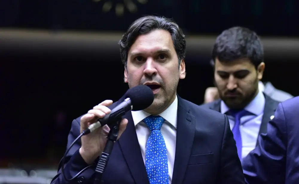 O novo nome cotado para assumir a secretaria de Relações Institucionais isnaldo alagoas