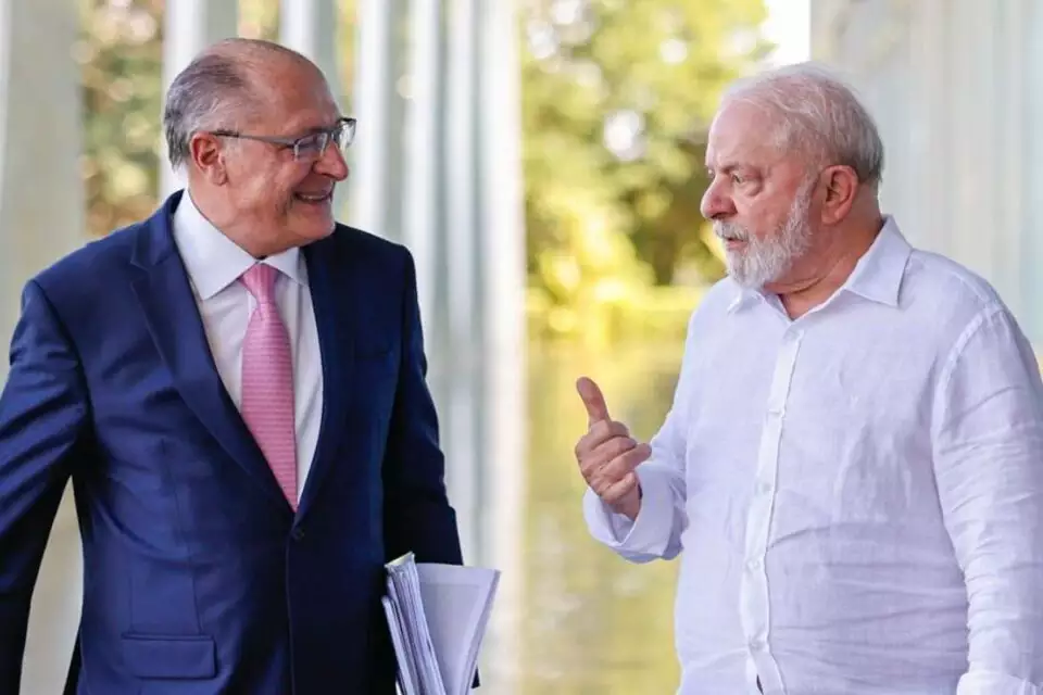 Cresce no PT ideia de chapa puro-sangue em 2026 lula alckmin