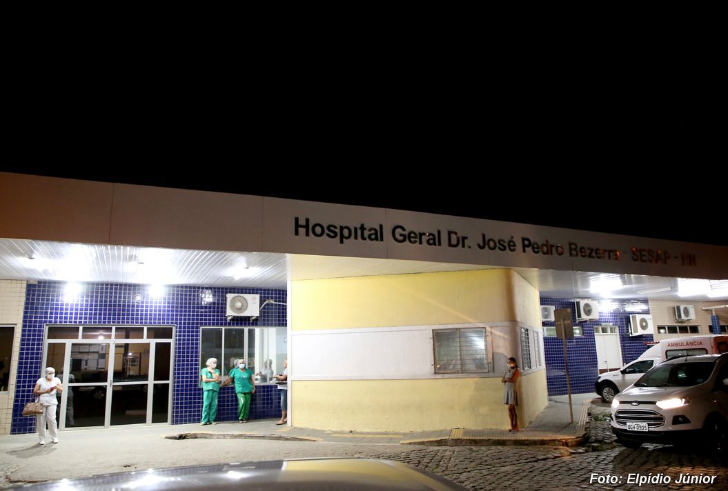 Profissionais paralisam atividades em hospitais de Natal