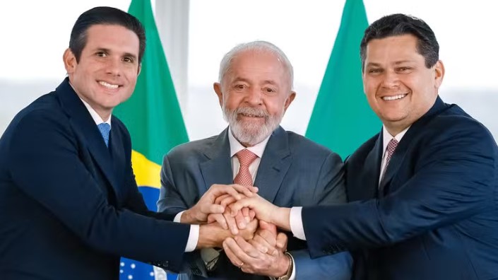 Lula recebe presidentes da Câmara e do Senado e diz que eles ‘não terão problema na relação’ com o Planalto
