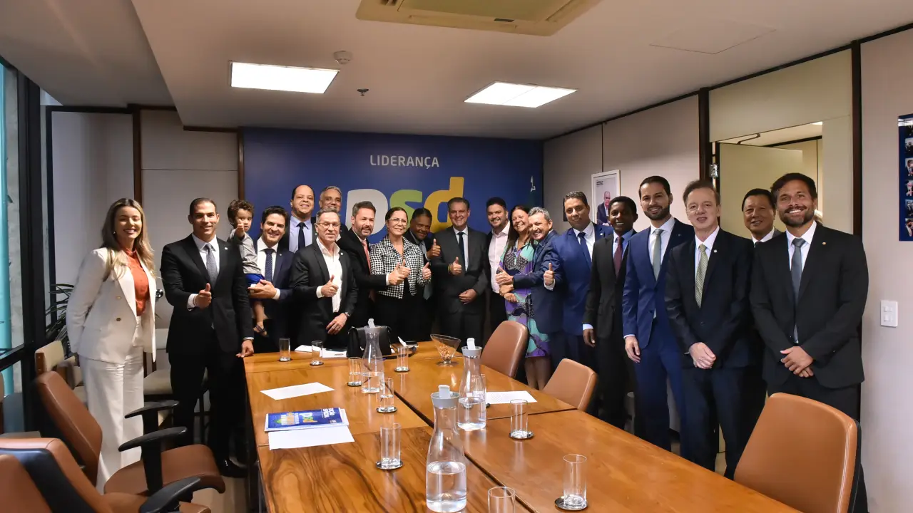 PSD segue União Brasil e também defende seu ministro no governo