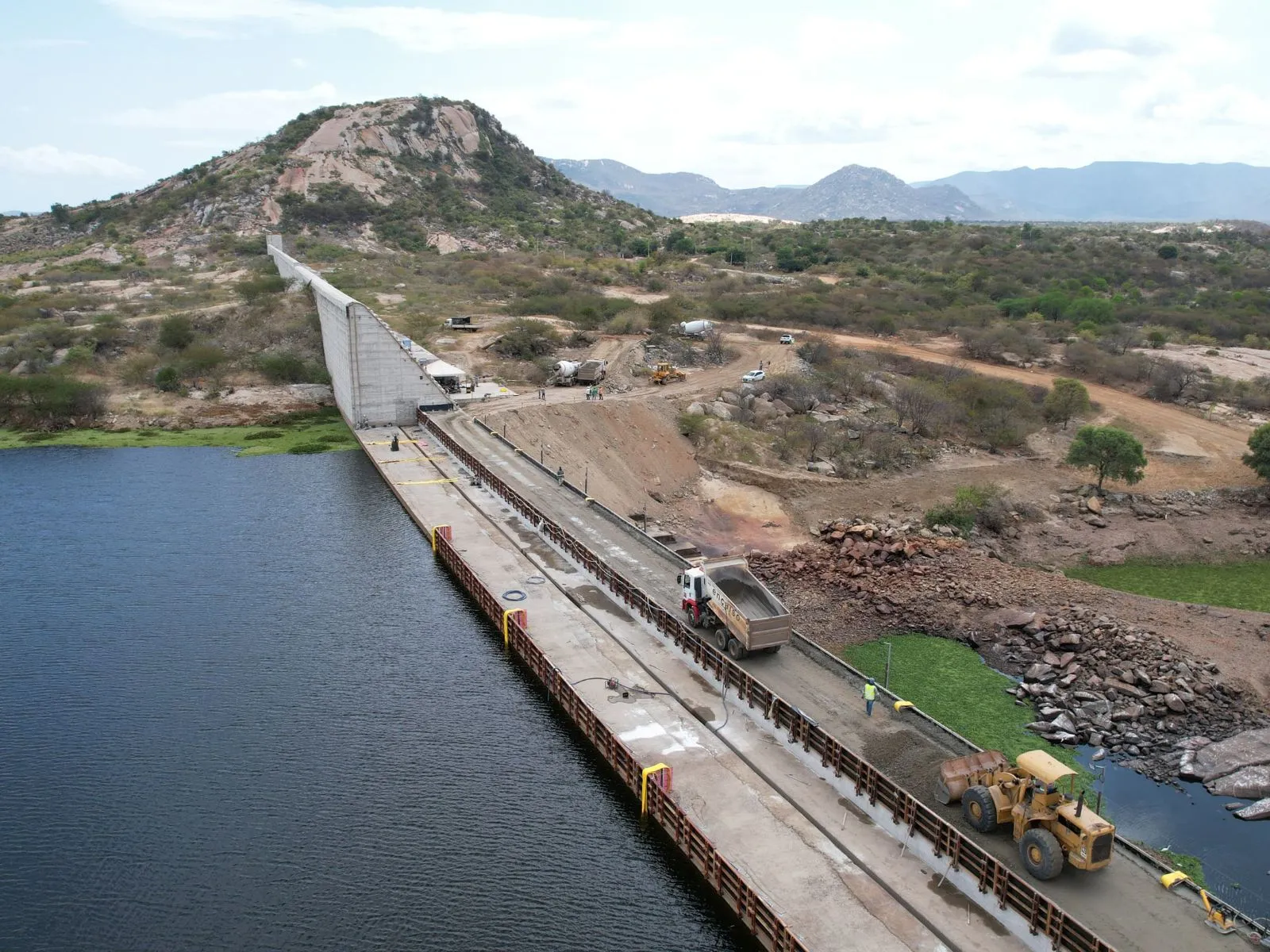 Barragem-de-Oiticica-enfrenta-novo-atraso-e-necessita-de-R-142-milhoes-para-conclusao-ate-2025.webp