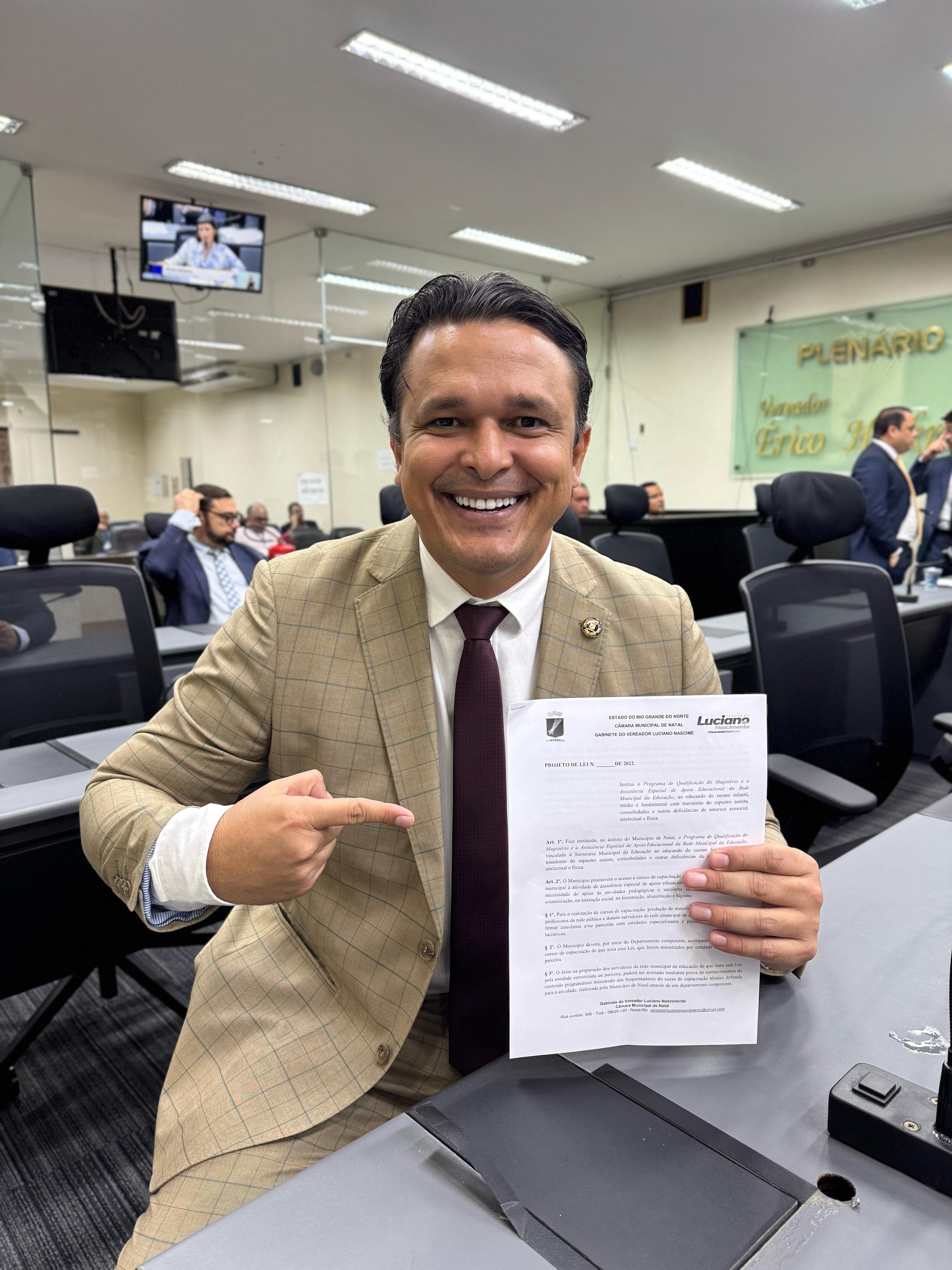 CMN aprovou projeto de Luciano Nascimento para inclusão educacional de crianças com espectro autista e outras deficiências