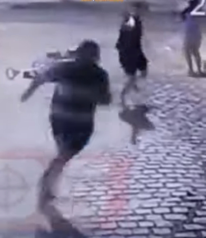 FireShot Capture 4674 - PERSEGUIÇÃO NO MEIO DA RUA - YouTube - www.youtube.com.jpg