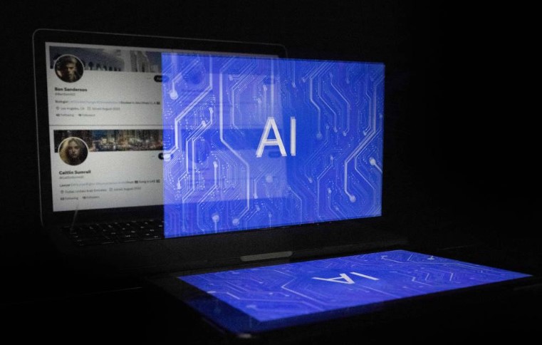 Homem toma golpe de R$ 150 mil em relacionamento on-line com mulher gerada por Inteligência Artificial na China