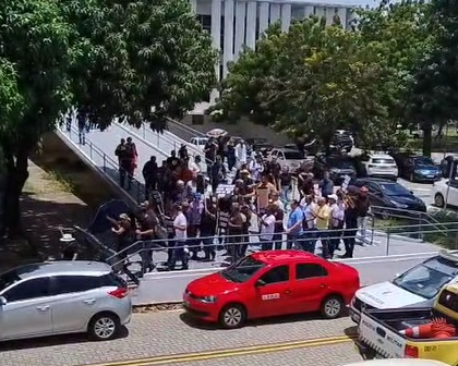 Servidores cobram saída do diretor-geral da Emater