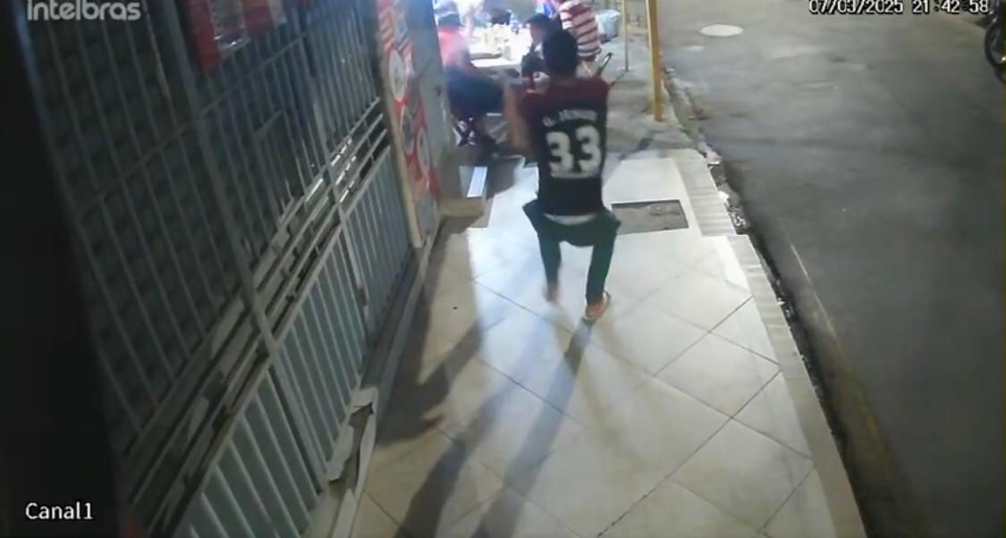 Dois PMs são baleados em atentado na zona Norte 