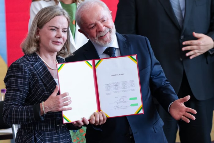 gleisi e lula