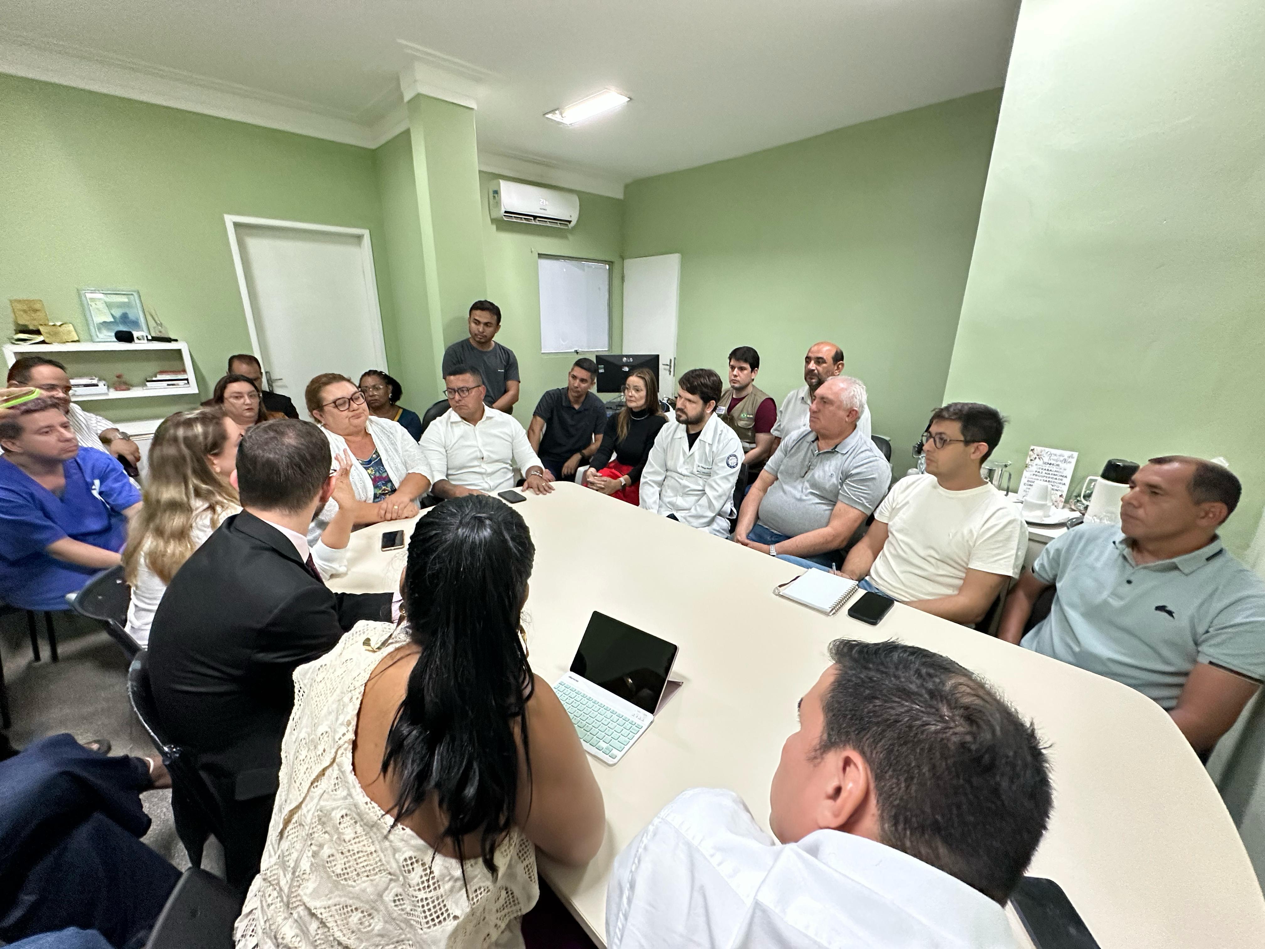 Câmara Municipal de Parnamirim realiza reunião na Maternidade Divino Amor