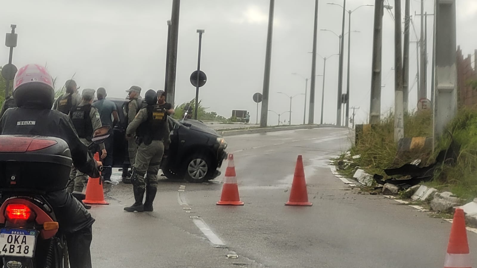 Mais um: choveu na Via Costeira tem acidente